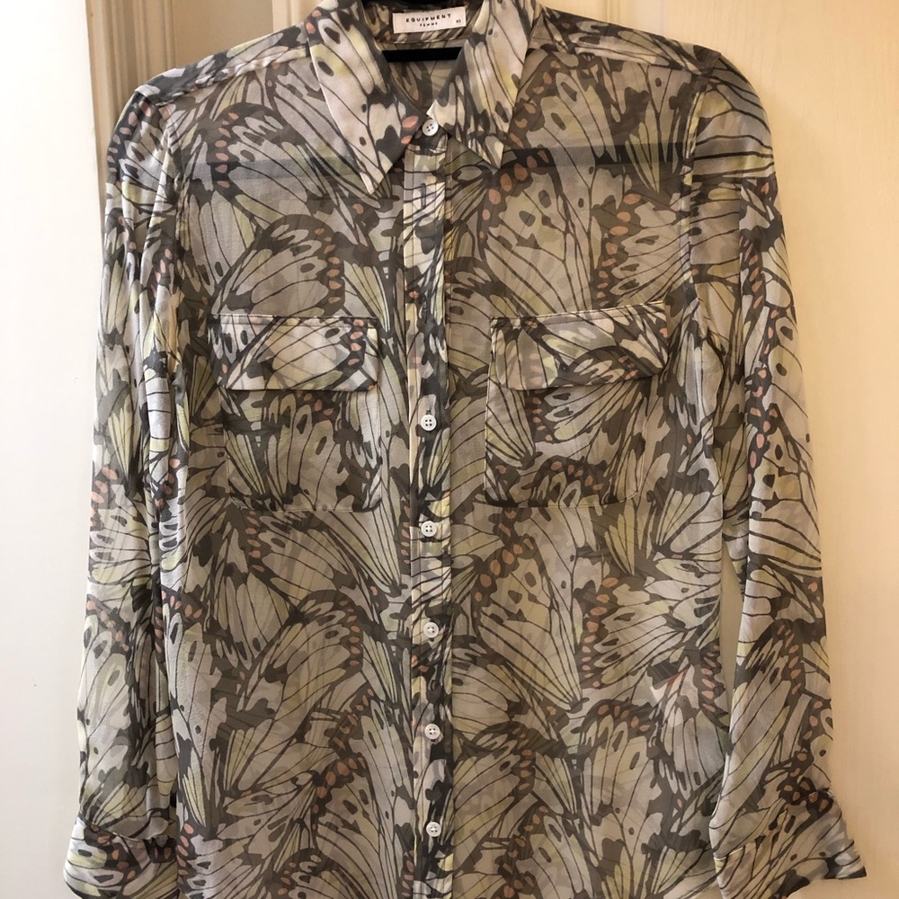 Equipment XS Button Down Sheer Blouse